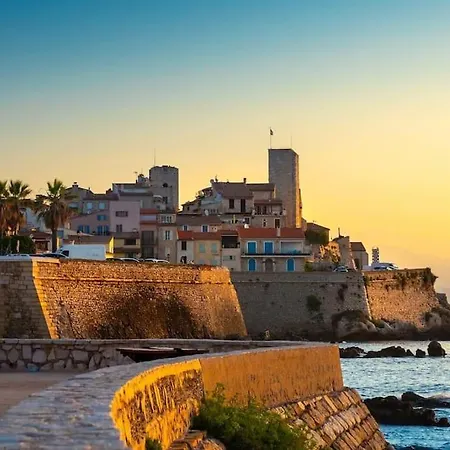 De Charme, 2p, Terrasse, Vue Mer, Clim, Garage شقة *