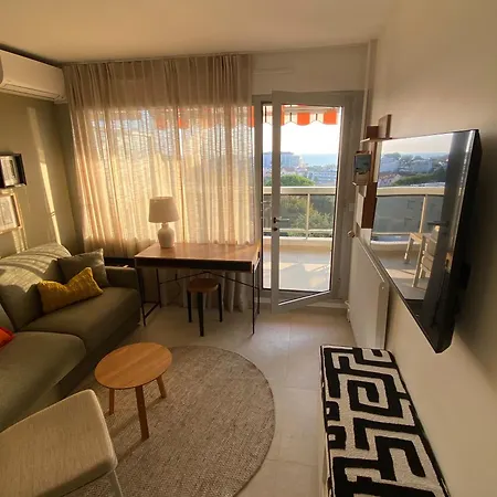 Appartement De Charme, 2p, Terrasse, Vue Mer, Clim, Garage Juan-les-Pins