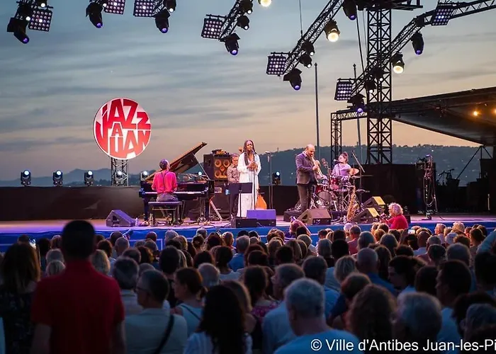 شقة De Charme, 2p, Terrasse, Vue Mer, Clim, Garage *